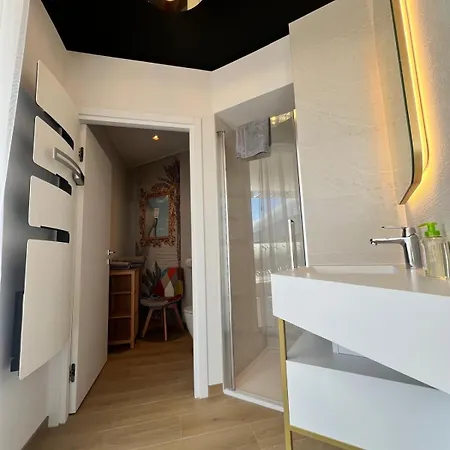 Le Royal Vibes Apartment